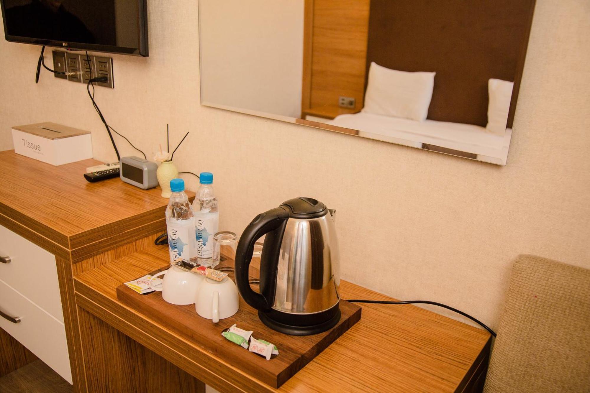 Solo Boutique Hotel Baku Eksteriør billede